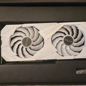 갤럭시 RTX3070TI 화이트