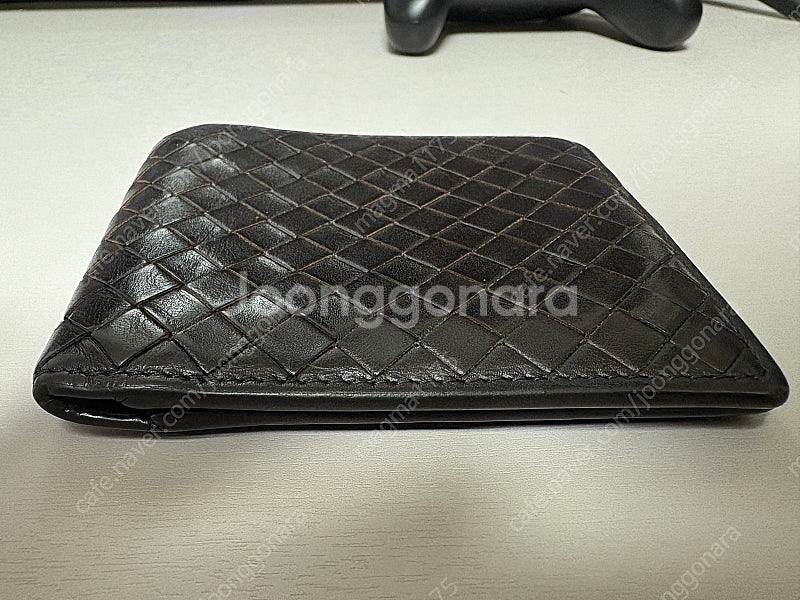 보테가베네타 남자지갑--0