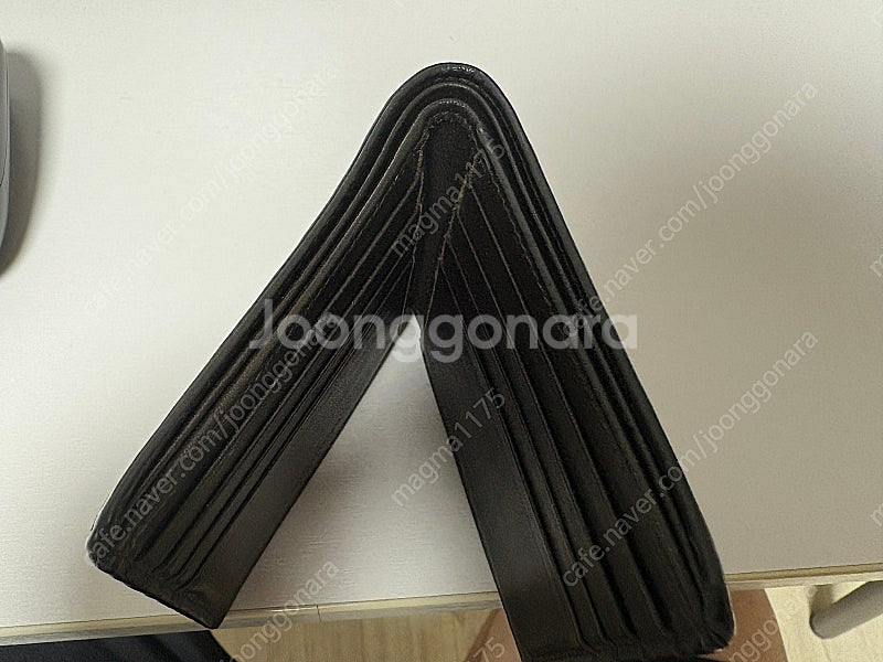 보테가베네타 남자지갑--3