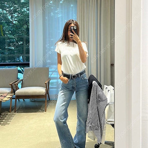 식스앤어하프 MID RISE WIDE STRAIGHT - WORN BLUE S