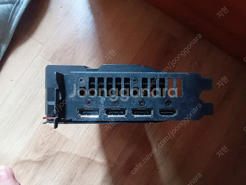 asus dual 5500xt 8G 팝니다.--1