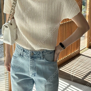 플리츠반팔티셔츠