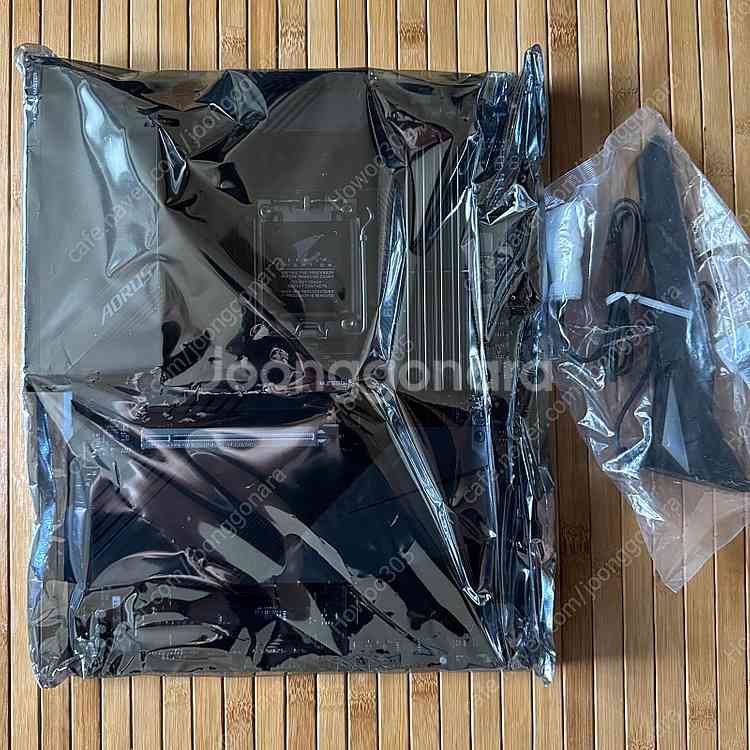 GIGABYTE B650E AORUS MASTER (어...--0