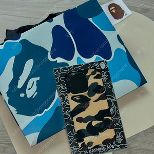(영수증보유)bape 베이프 정품 아이폰16프로 케이스