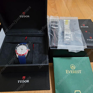 [판/교] 튜더 블랙베이 GMT 41mm 오팔린