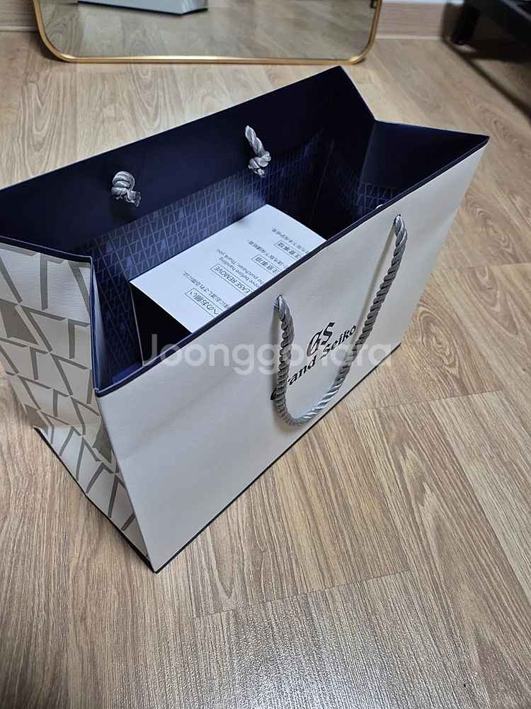 그랜드세이코 sbgm221--4