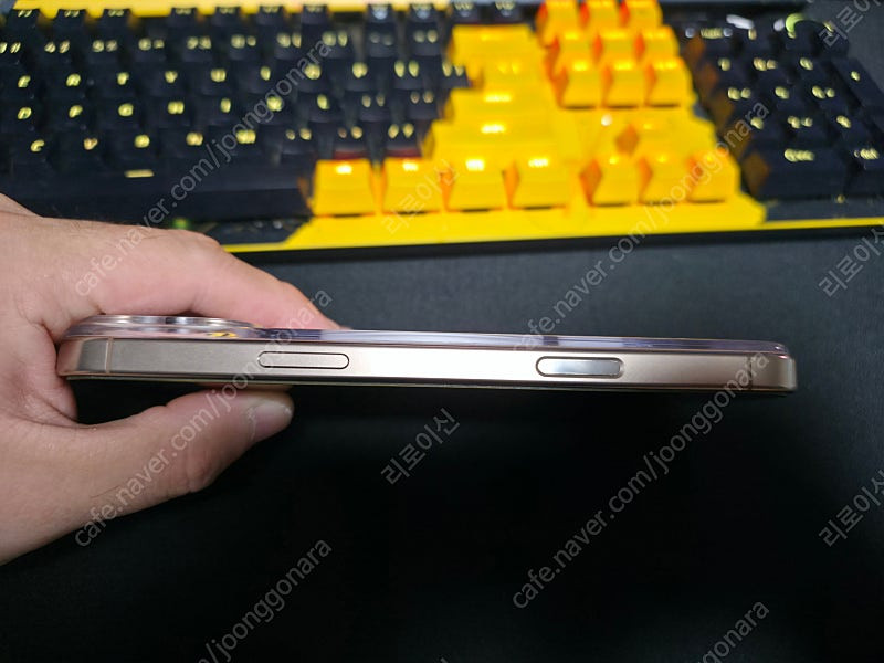 아이폰16프로맥스 1테라 데저트 티타늄 1테라(자급제)--3