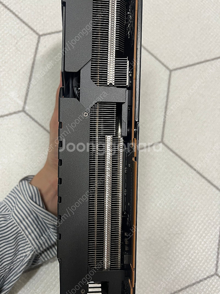 6900 xt tuf 판매합니다. 택포 41.5--2