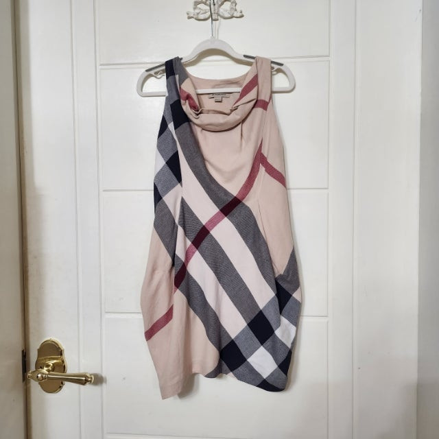 120호 (6y) 버버리 키즈 민소매 셔링 원피스 / 키즈 여아 몽클레어 구찌 펜디 디올 셀린느 이미지