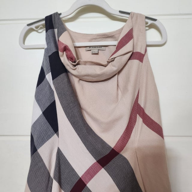 120호 (6y) 버버리 키즈 민소매 셔링 원피스 / 키즈 여아 몽클레어 구찌 펜디 디올 셀린느 이미지