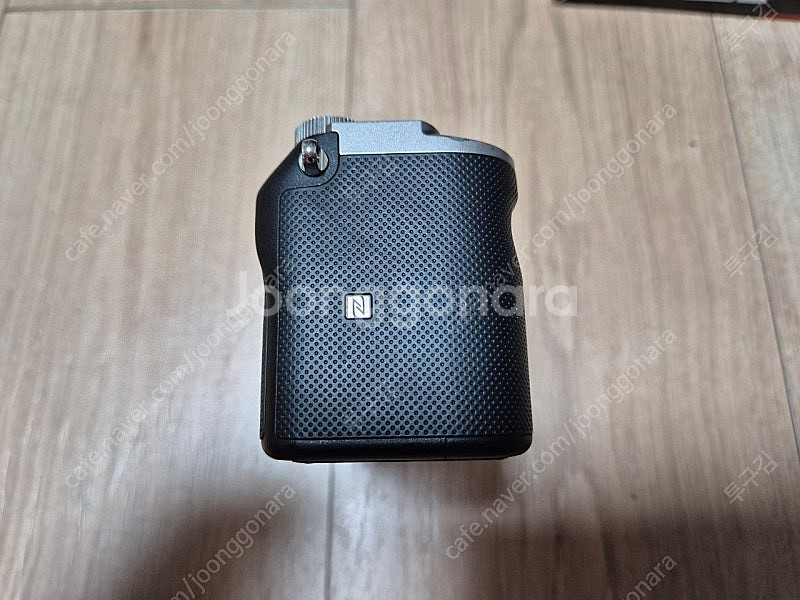 소니 a7c 실버 풀프레임 미러리스 바디 판매합니다--3