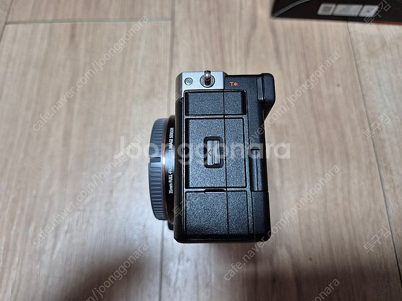 소니 a7c 실버 풀프레임 미러리스 바디 판매합니다--4