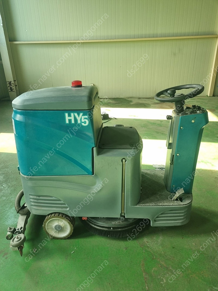 탑승형 습식 청소차--3