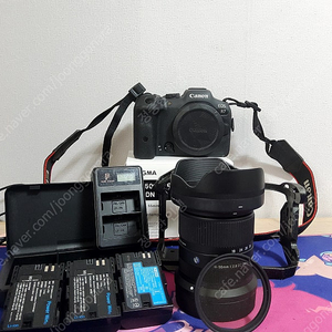 캐논 R7 + 시그마 18-50 F 2.8 + 스몰리그 셋트