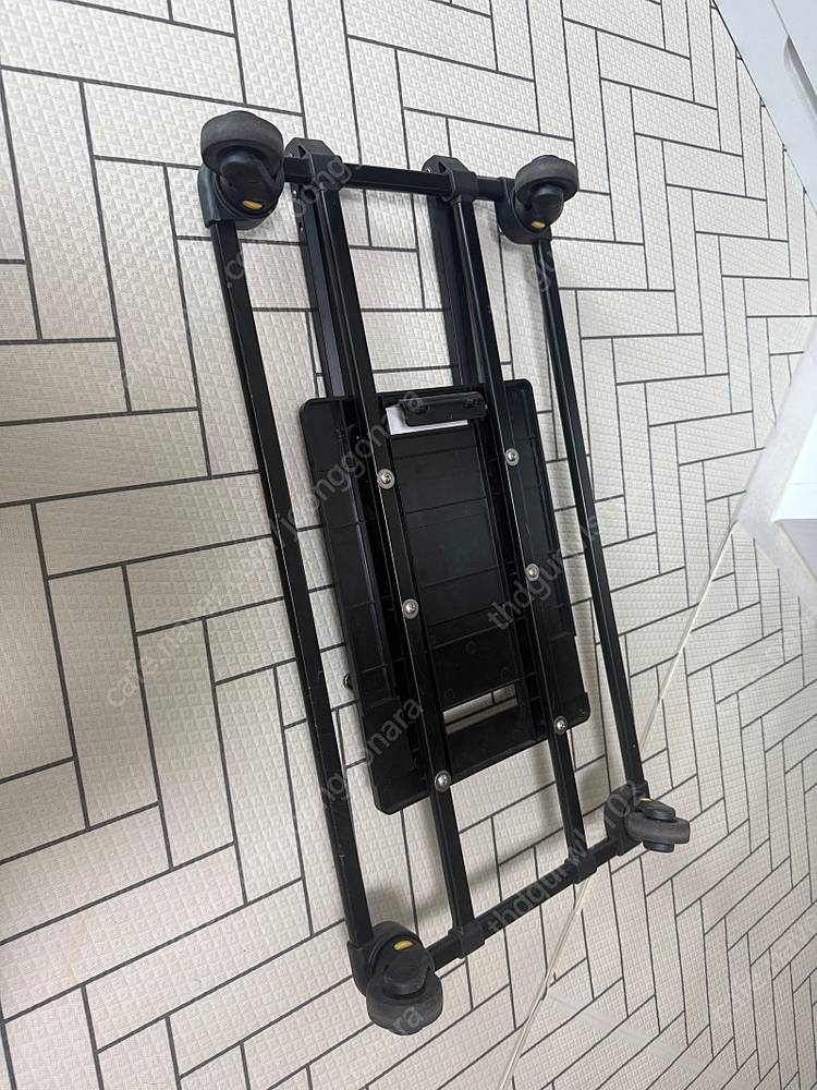 로얄테일즈 캐리어 프레임 거의새것--1