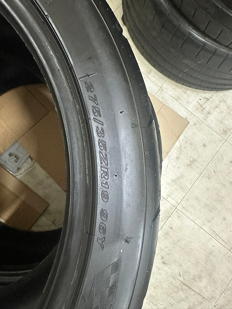 설포지 SUR4G 설포쥐 넥센 타이어 275 35 19 2짝 팝니다.--4