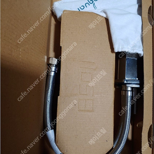 자쿠아 블랙 크롬 세면대 수전 새제품