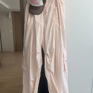 위아 러너 카고 팬츠