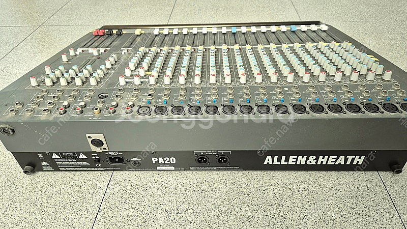 Allen&Heath PA20 믹서--1
