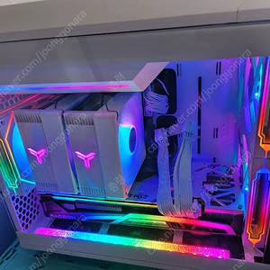 프렉탈디자인 토렌트 나노 화이트 itx 케이스 + 700W 파워 화이트