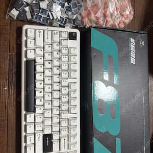 독거미 AULA F87pro + 크러쉬 키캡 + 아냐축