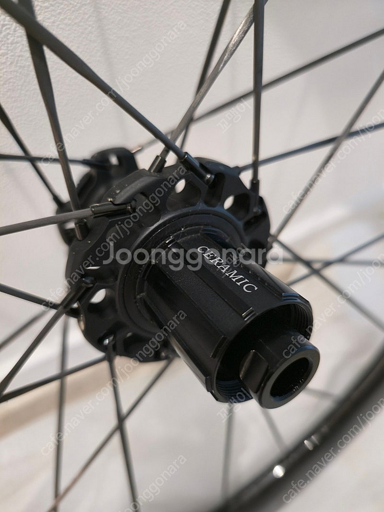 엘리트 드라이브 50D 카본 휠 팝니다.--4