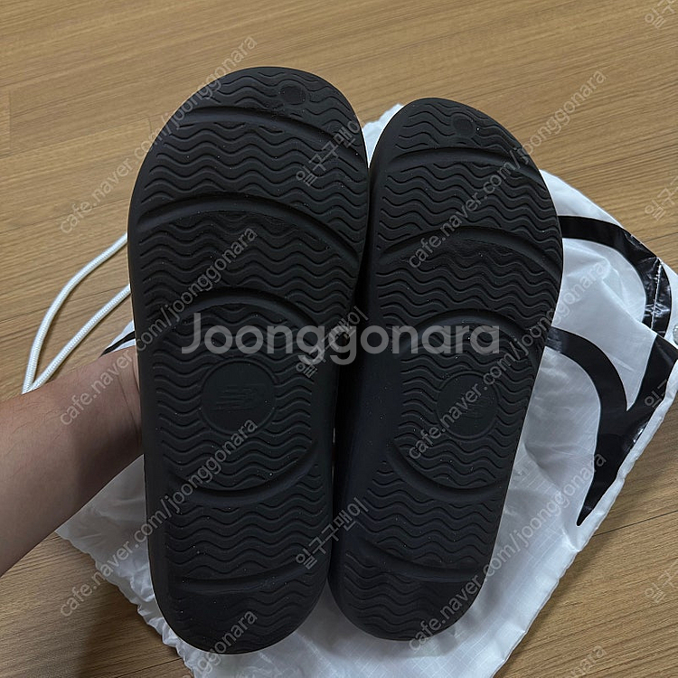 [280~300] 뉴발란스 토앤토 쪼리 슬리퍼 블랙--1