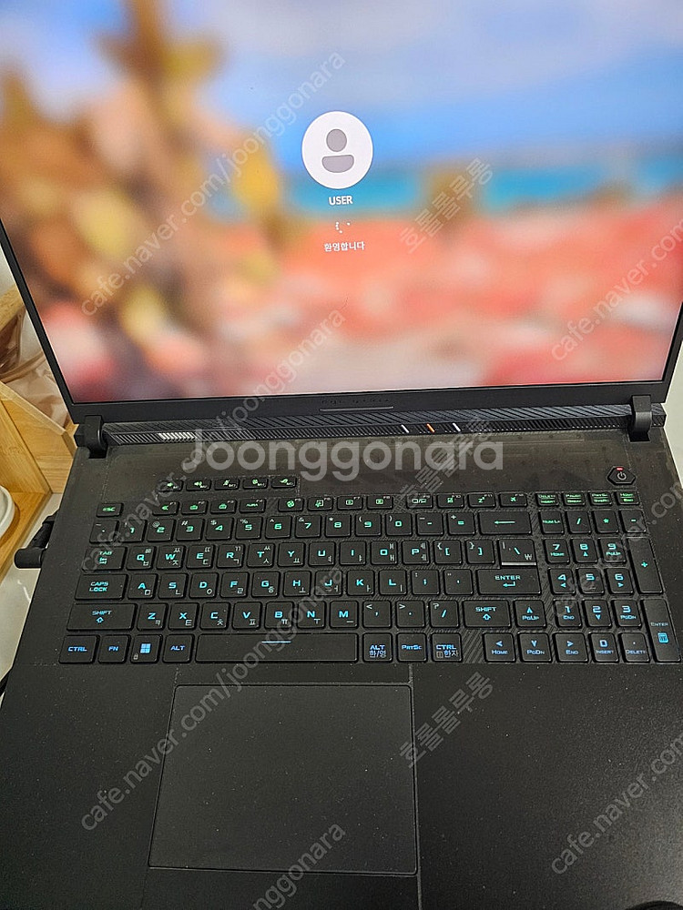 asus 스카 18 4090 노트북 팝니다--3