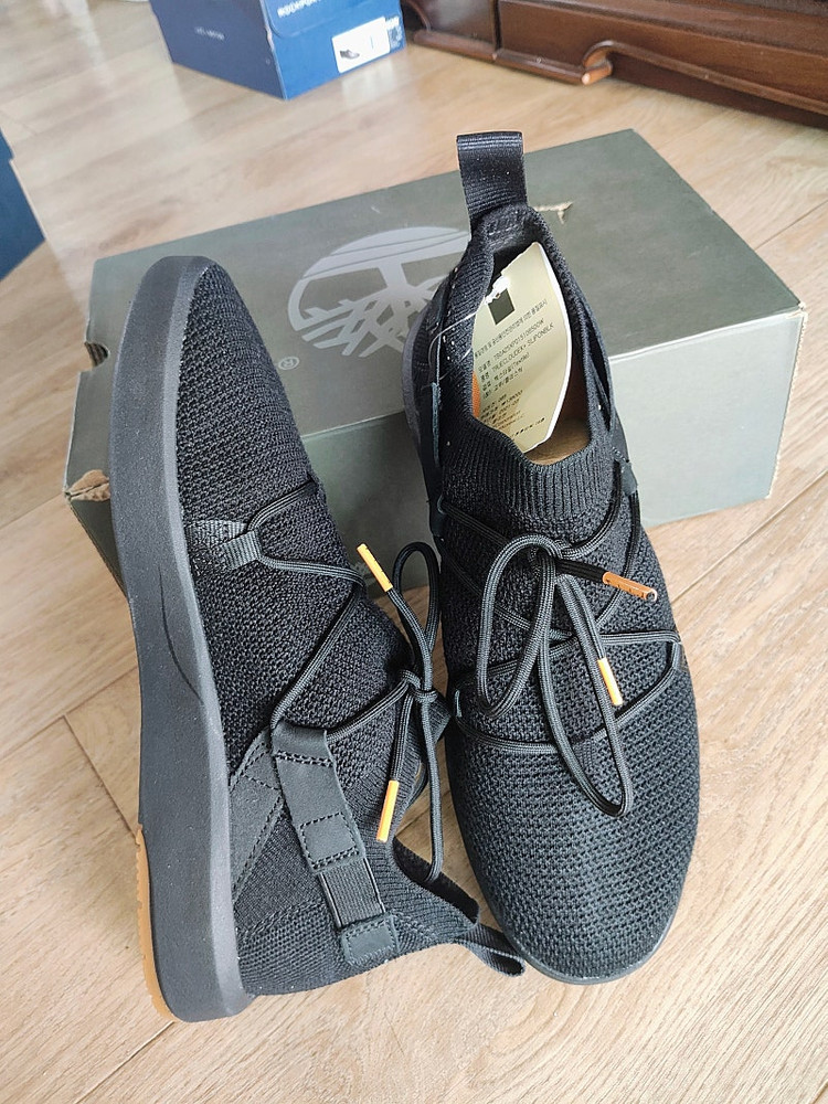 팀버랜드 남성 스니커즈 니트 소재 8.5W (운동화기준 275)새제품--8