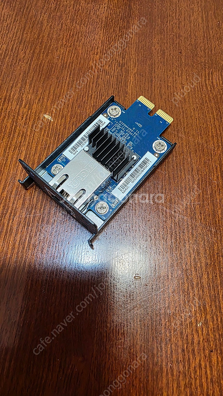 시놀로지 10g E10G22-T1-Mini 랜카드팝니다--0