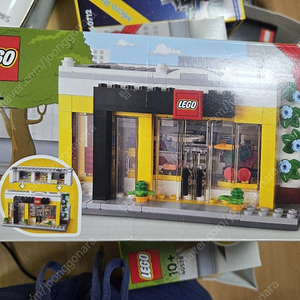 미개봉)레고 40528 레고 브랜드 스토어  팝니다.