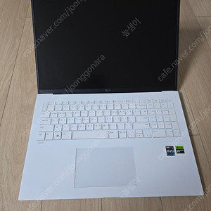 LG 그램 17인치 노트북 17Z90R-ED7VK 판매합니다.