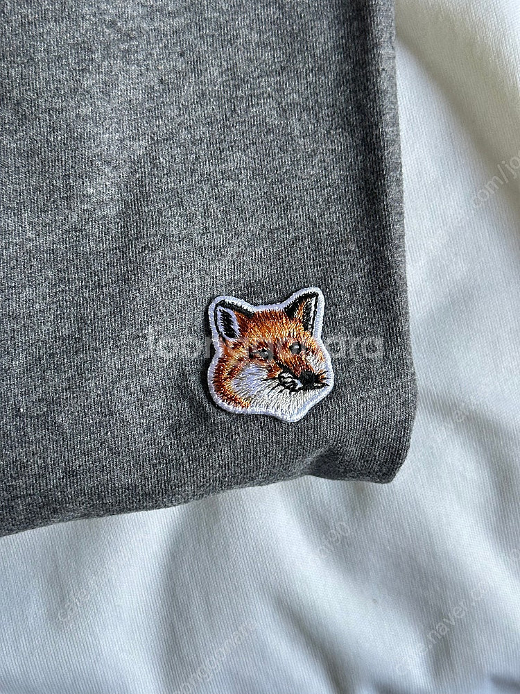 [새제품] 메종키츠네 반팔티--2