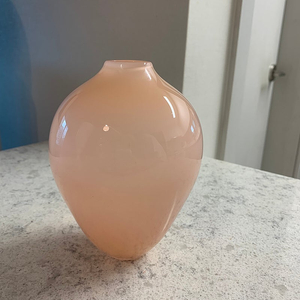 김동완 작가 유리화병 판매합니다 핑크vase