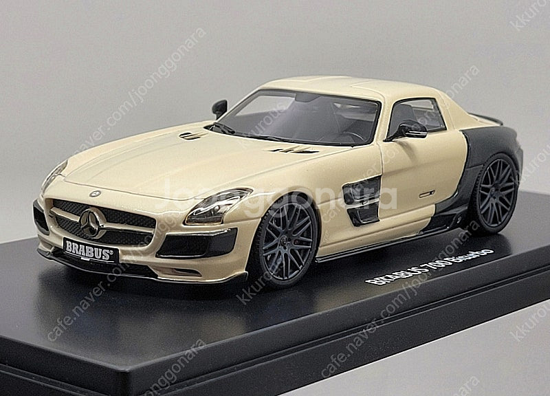 1:43 벤츠 SLS AMG 브라부스 700 다이캐스트...--0