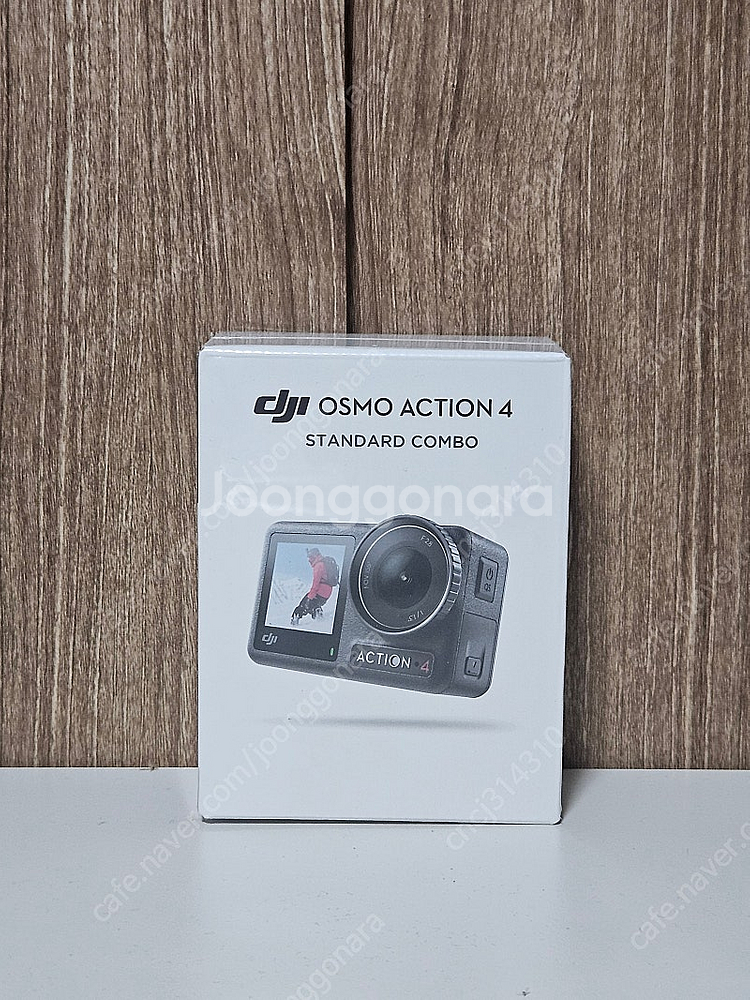 DJI 오즈모 액션 4 스탠다드 콤보 액션캠 팝니다.--1