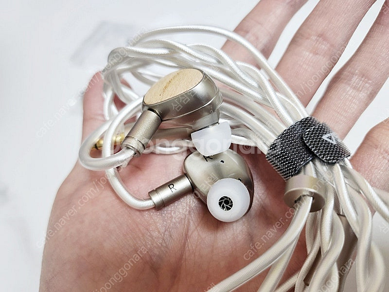 [유선이어폰] 시브가 큐 SIVGA Que 이어폰 판매합니다--2