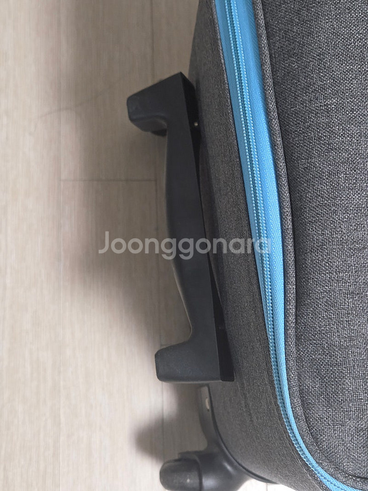 난라이트 fs300 2개 판매합니다.--1