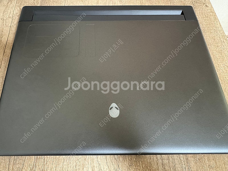 에일리언웨어 Alienware m18 R2 i9/RTX...--0