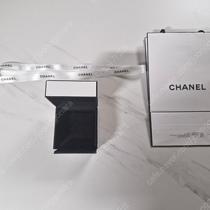 샤넬 코코크러쉬 귀걸이케이스 박스 쇼핑백 리본끈 팝니다 (택포)