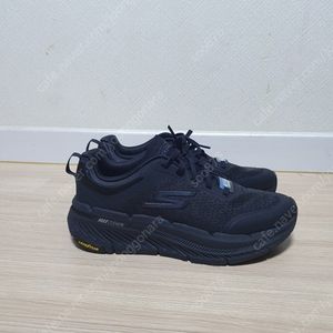 스케쳐스 맥스쿠셔닝 운동화 사이즈 265 판매해요