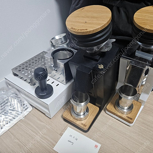 미뇽 오로 싱글도즈 그라인더 및 카페 불용품 팔아요
