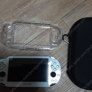 ps1vita 1세대 512g 화이트 팝니다