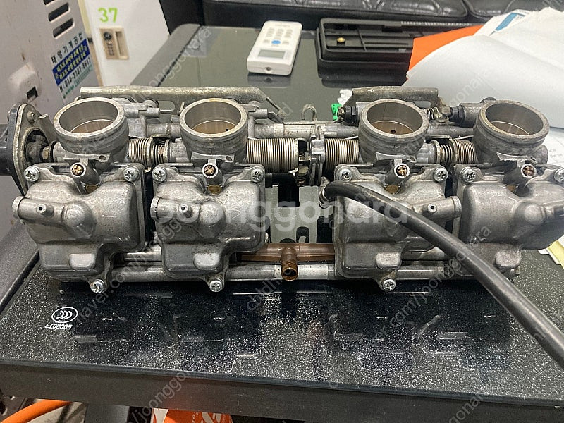 cbr400rr nc29 캬브레타 판매합니다.--2