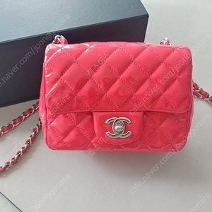 샤넬 미니 쁘띠삭 21번대