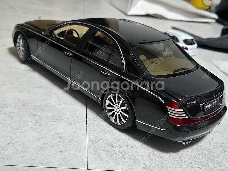 1:18 오토아트 마이바흐, m635i, 우라칸 에보,...--1