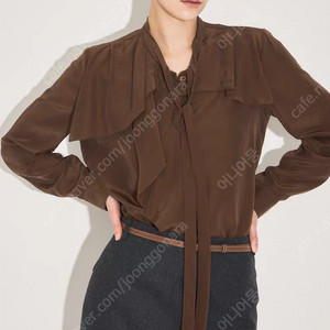 마인 25 가을 셔링 리본 블라우스