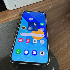갤럭시 S24 FE 자급제폰 256GB 블루 판매합니다.