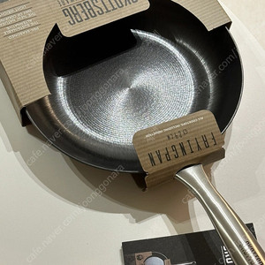 스코츠버그 철팬 새상품24cm