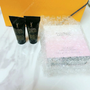 MAC 맥 프라이머 선크림 라이트풀 씨쓰리 톤업밤 SPF30 PA+++ (웜) (미개봉새상품) 당일접수